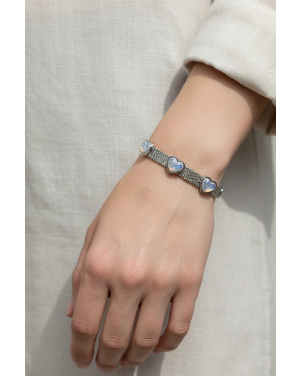 HASIR ÖRGÜ KALP MODEL ÇELİK BİLEKLİK