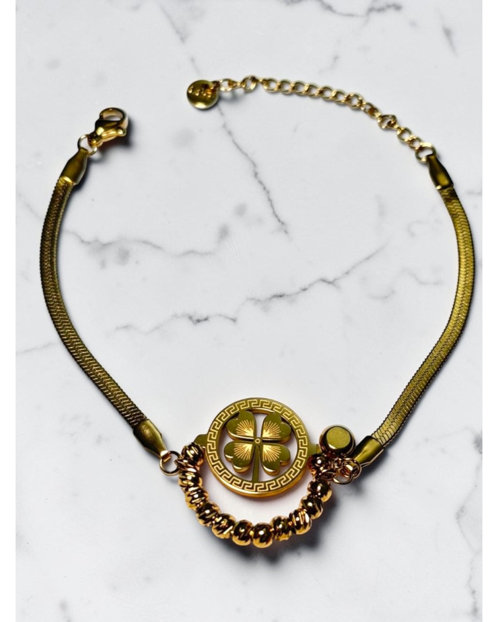 YONCA MODEL DORİKALI ÇELİK BİLEKLİK