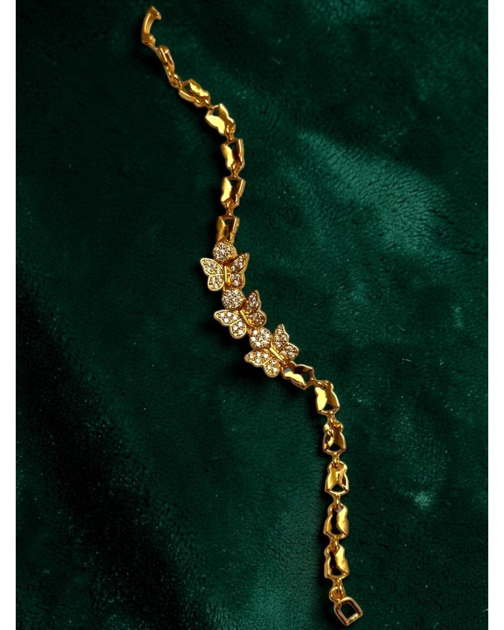 GOLD RENK ÜÇLÜ KELEBEK MODEL ZİRKON TAŞLI XUPING BİLEKLİK