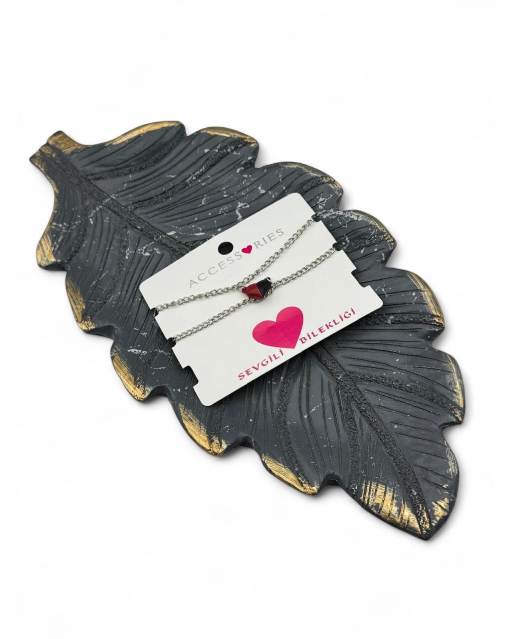 KIRMIZI-SİYAH RENK MIKNATISLI KALP MODEL KARTLI SEVGİLİ BİLEKLİĞİ