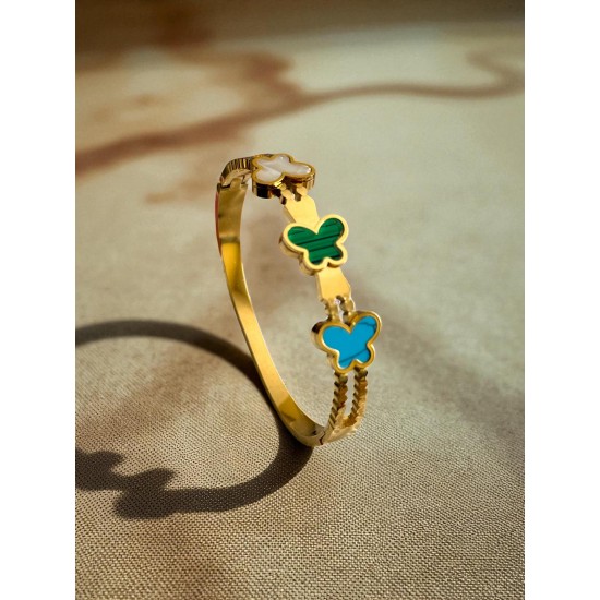 GOLD RENK ÜÇLÜ KELEBEK MODEL ÇELİK KELEPÇE BİLEKLİK