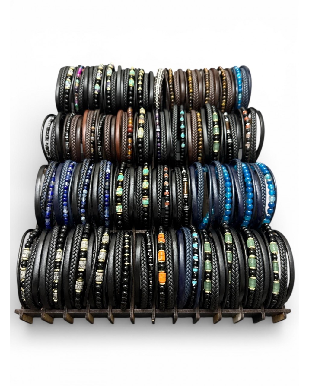 48 ADET KARIŞIK MODEL DERİ BİLEKLİK KUTULU