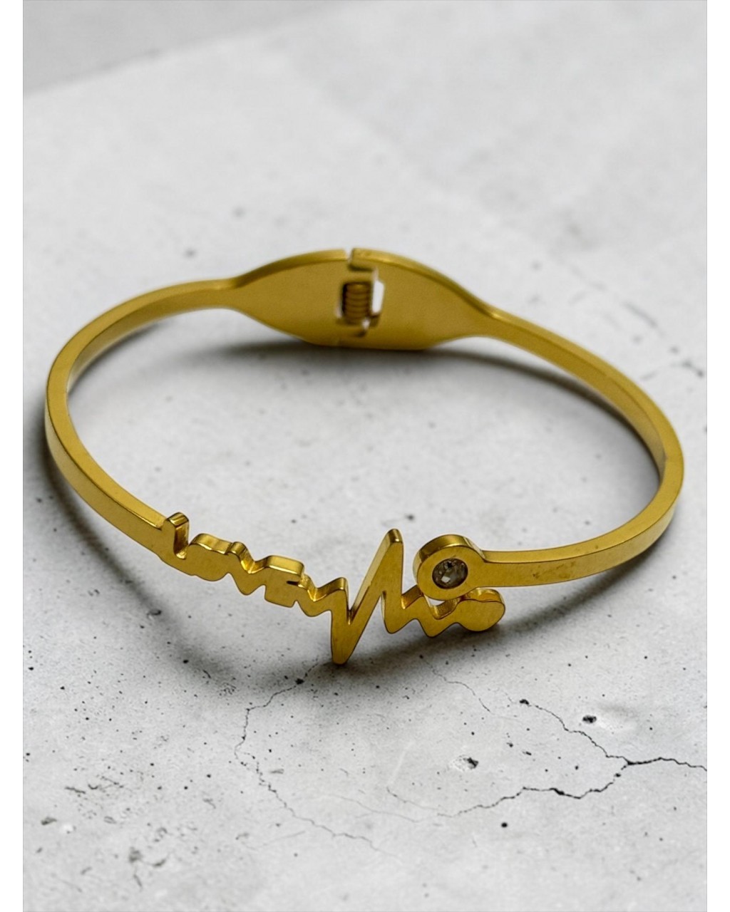 LOVE DETAYLI KALP ATIŞI ÇELİK KELEPÇE BİLEKLİK