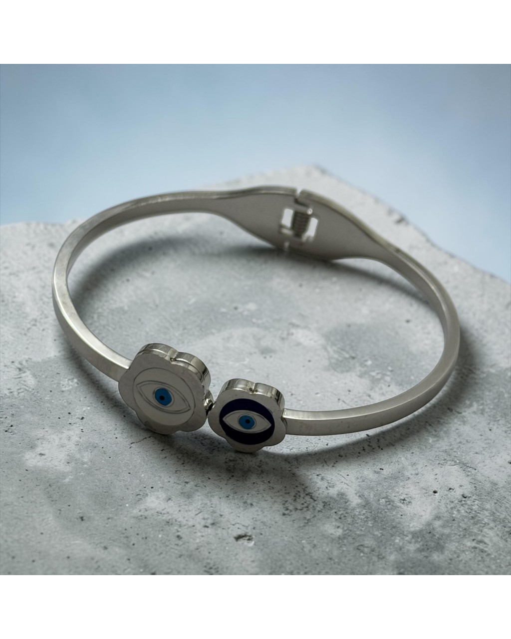 SİLVER RENK ÇİÇEK GÖZ MODEL ÇELİK KELEPÇE BİLEKLİK