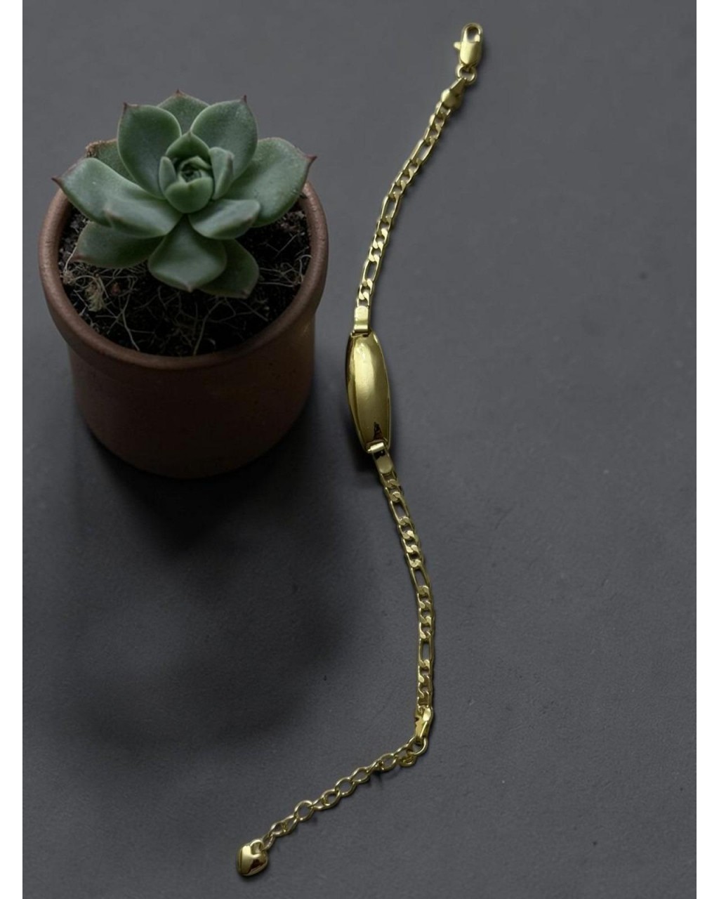 İSİM YAZILABİLİR GOLD RENK BOMBELİ MODEL 14K ALTIN KAPLAMA ÇOCUK KÜNYESİ