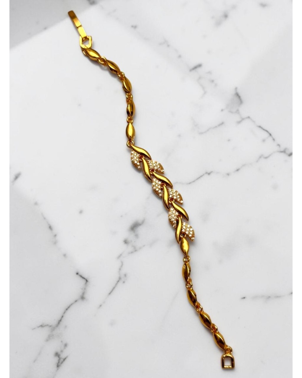 GOLD RENK BALİNA KUYRUĞU MODEL ZİRKON TAŞLI XUPING BİLEKLİK