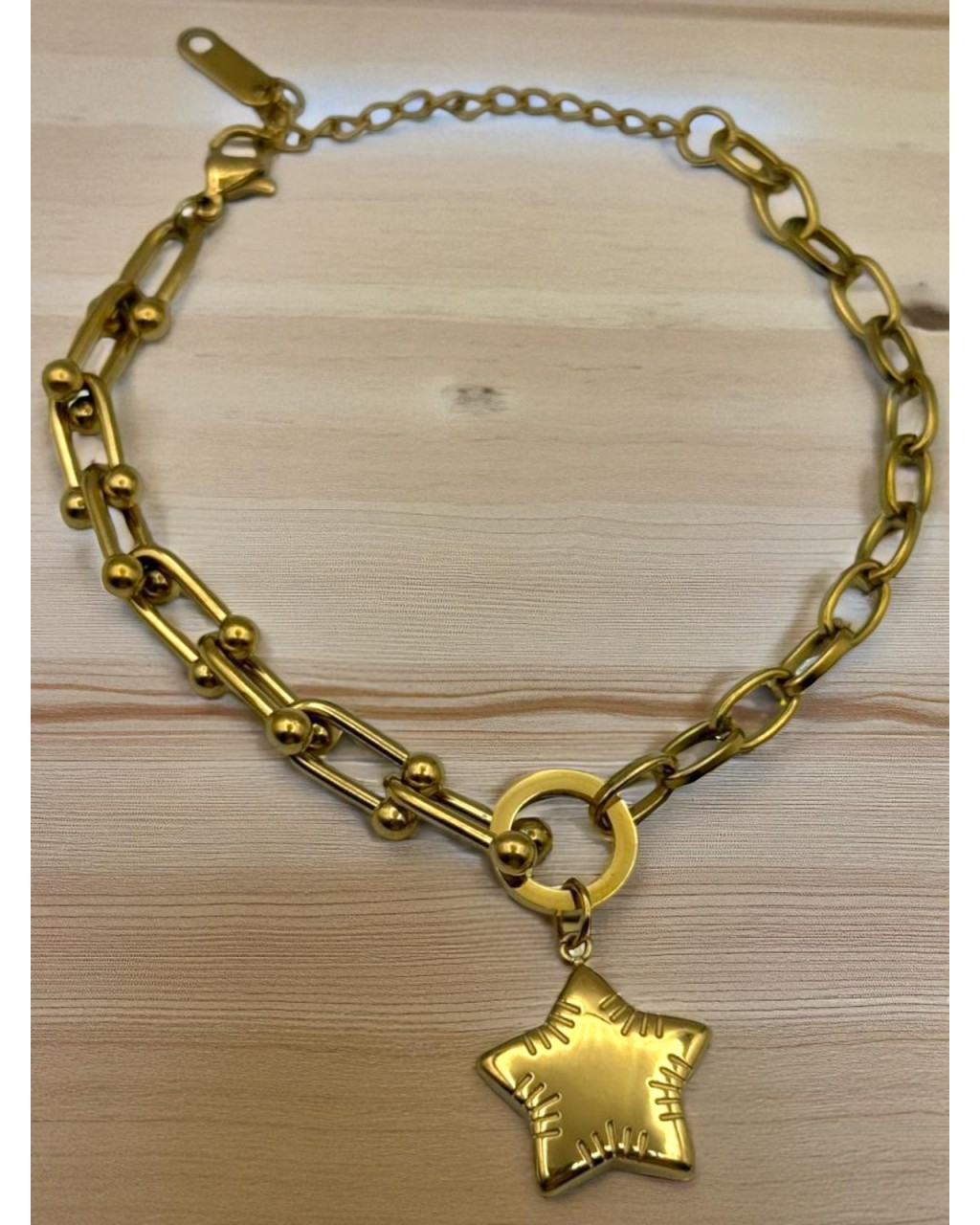 GOLD RENK YILDIZLI TİFFANY VE GEÇMELİ ZİNCİR MODEL ÇELİK BİLEKLİK