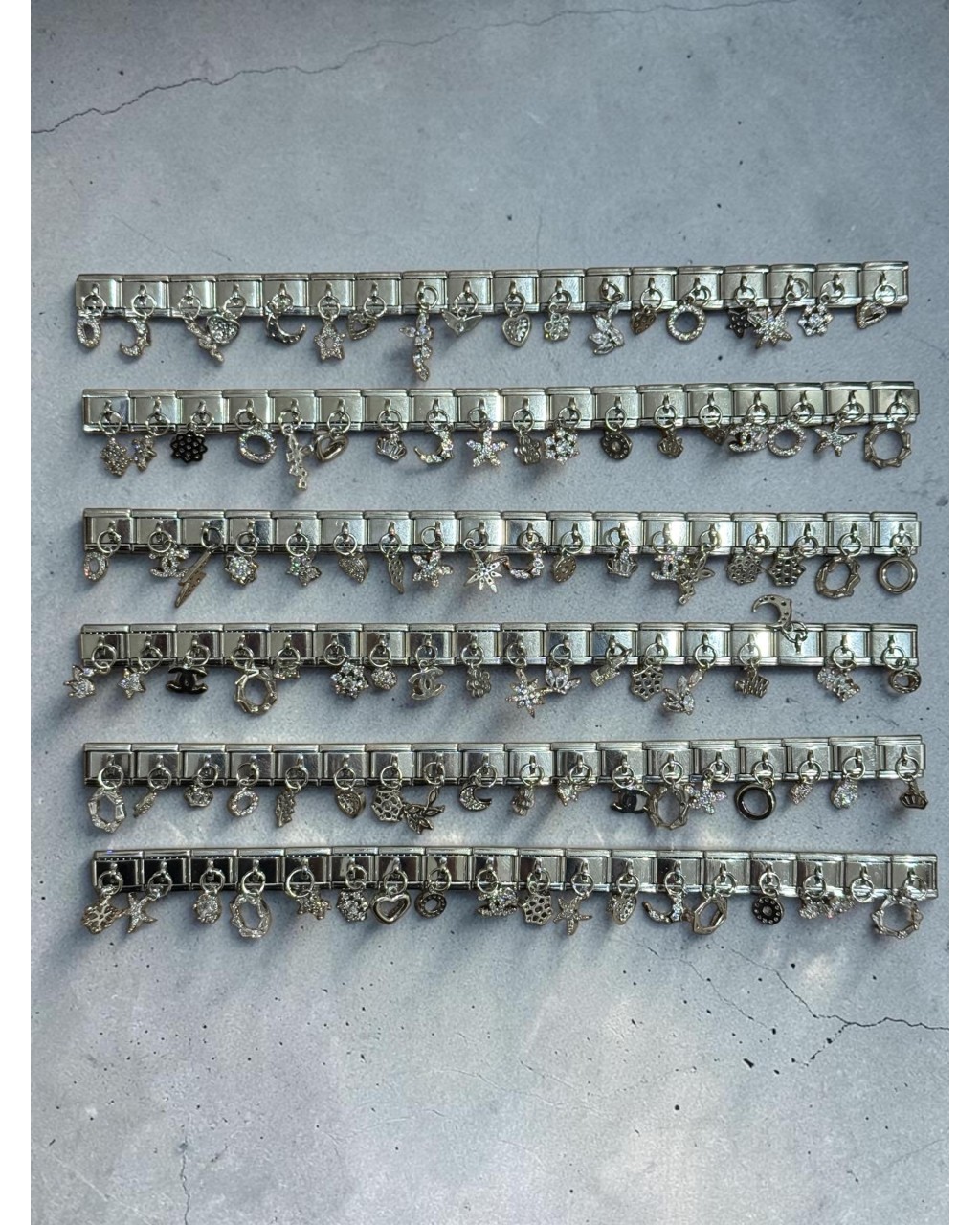 18 ADET NOMİNATİON GÜMÜŞ RENK ZİRKON CHARM