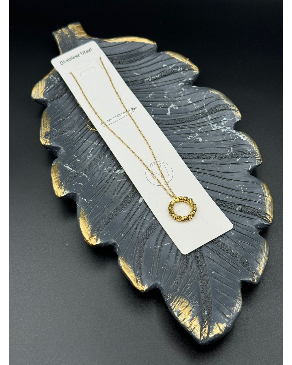 YUVARLAK MODEL DORİKA BONCUK GOLD RENK ÇELİK KOLYE