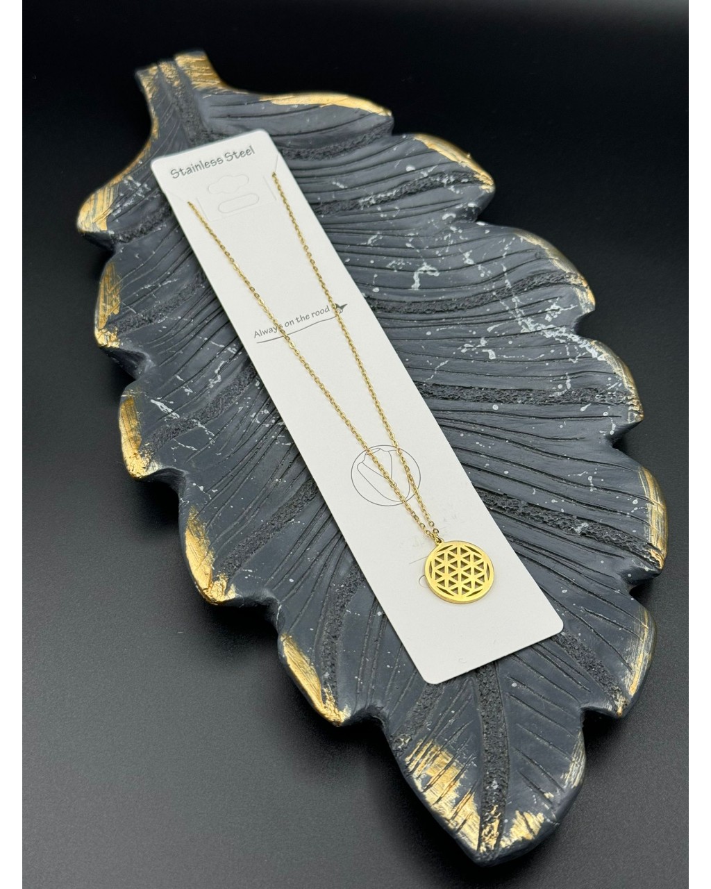 YAŞAM ÇİÇEĞİ MODEL GOLD RENK ÇELİK KOLYE