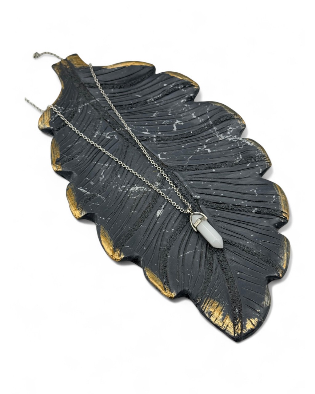 ÇİVİ MODEL BEYAZ KUVARS TAŞI KOLYE