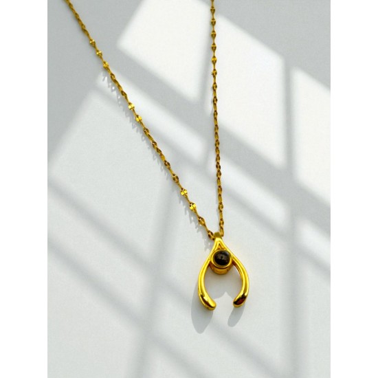 GOLD RENK 100 DİLDE SENİ SEVİYORUM BOYNUZ MODEL ÇELİK KOLYE