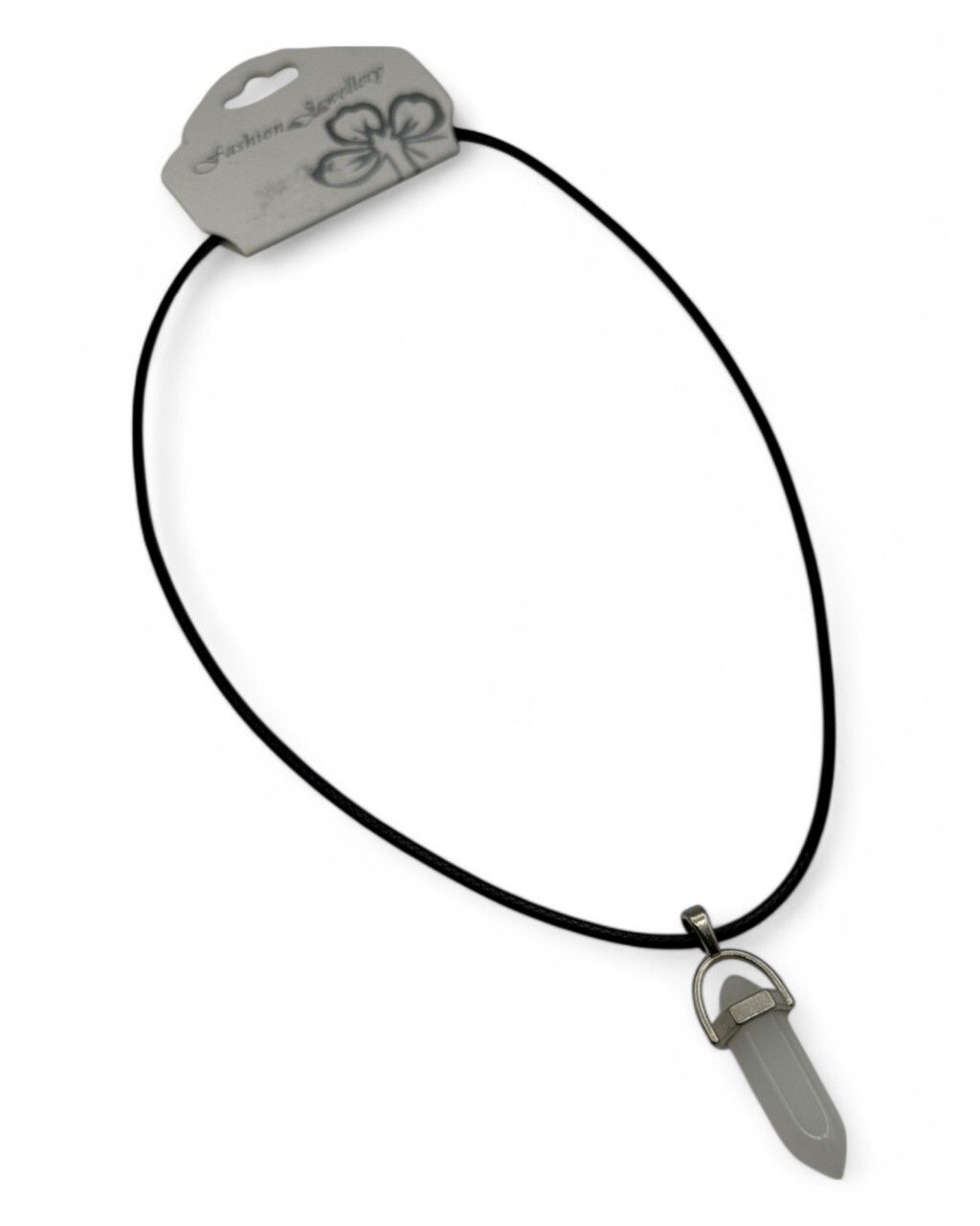 BEYAZ KUVARS DOĞALTAŞ PANDÜL ÇİVİ MODEL DERİ KOLYE