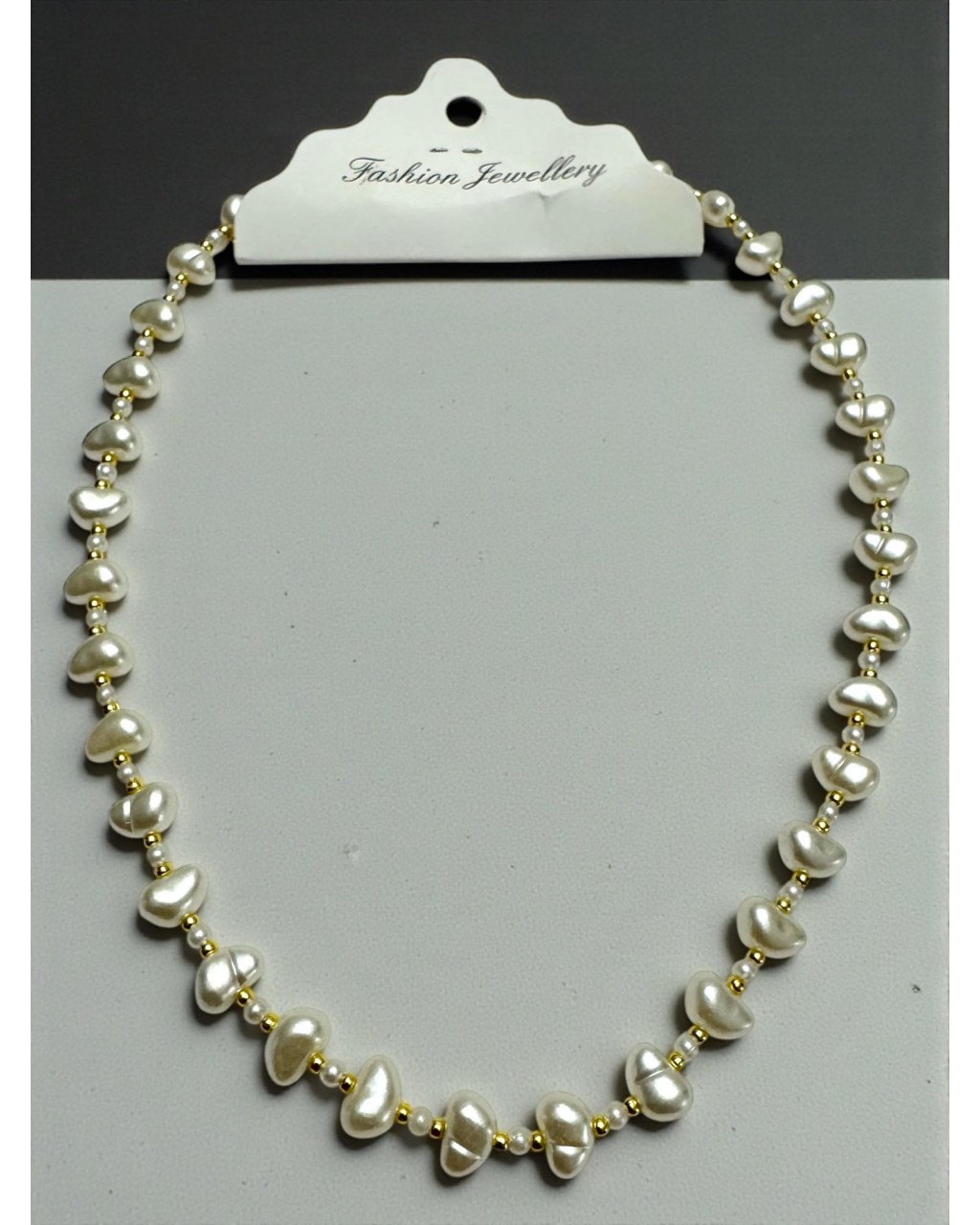 YAMUK İNCİ VE YUVARLAK KÜÇÜK İNCİ DETAYLI KOLYE