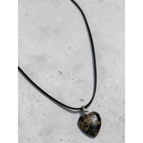 UNAKİT DOĞALTAŞ KALP MODEL DERİ KOLYE