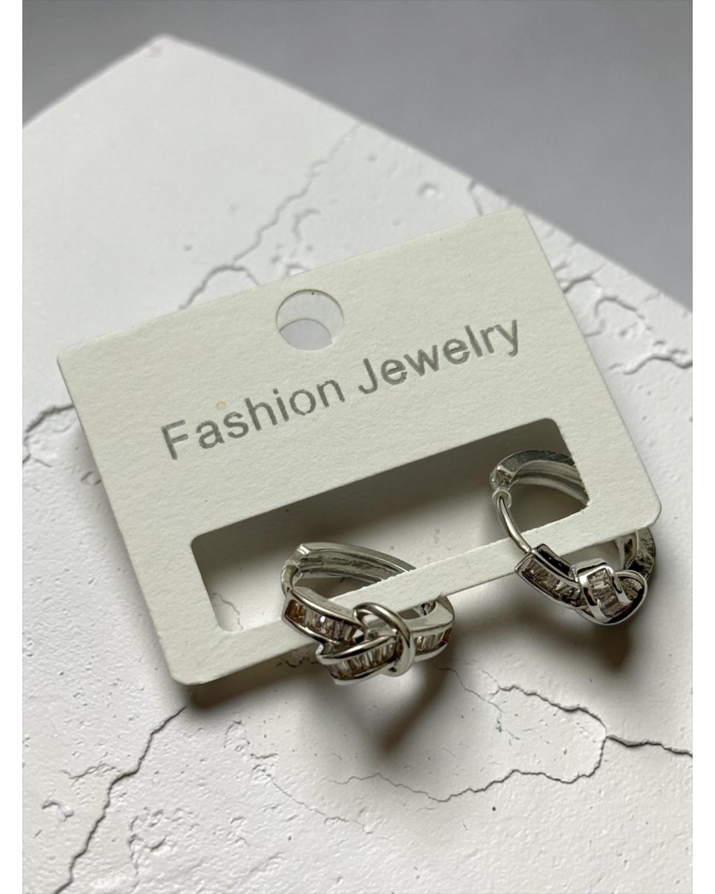 TAŞLI BİJUTERİ KÜPE