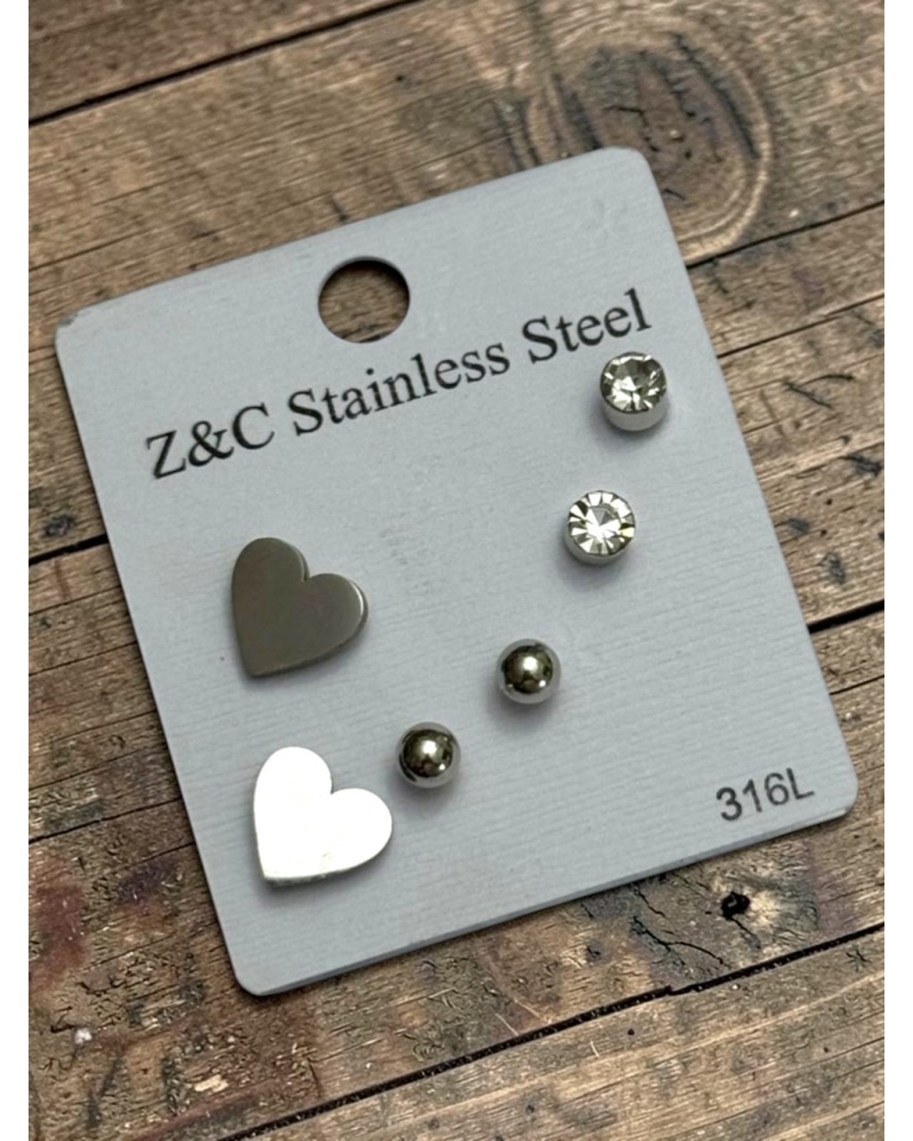 GÜMÜŞ RENK KALP MODEL ÇELİK ÇOKLU KÜPE