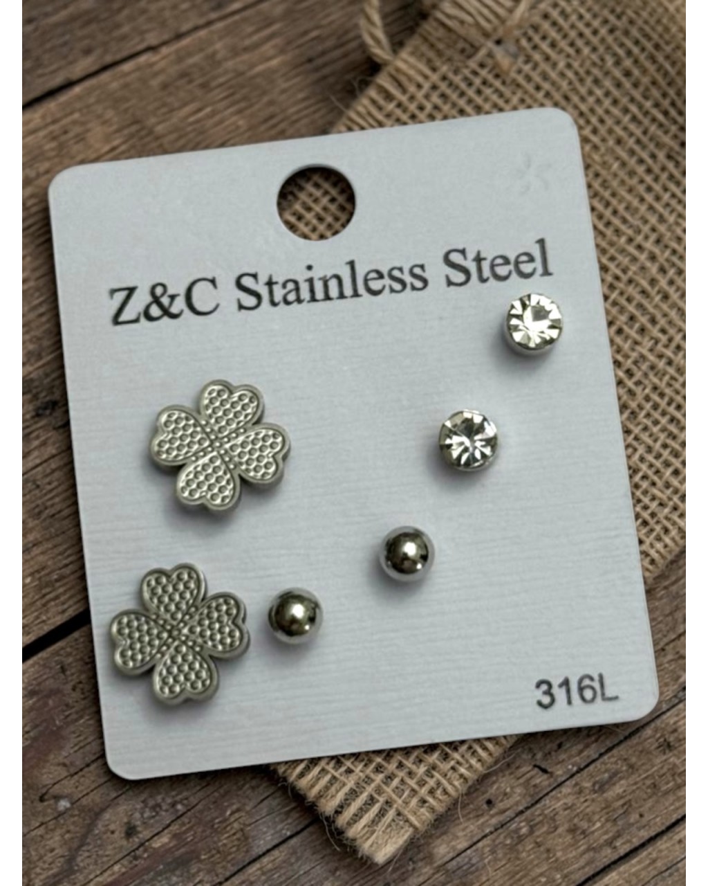 GÜMÜŞ RENK YONCA ÇELİK ÇOKLU KÜPE