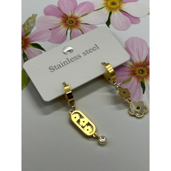 GOLD RENK YONCA MODELLİ ÇELİK KÜPE