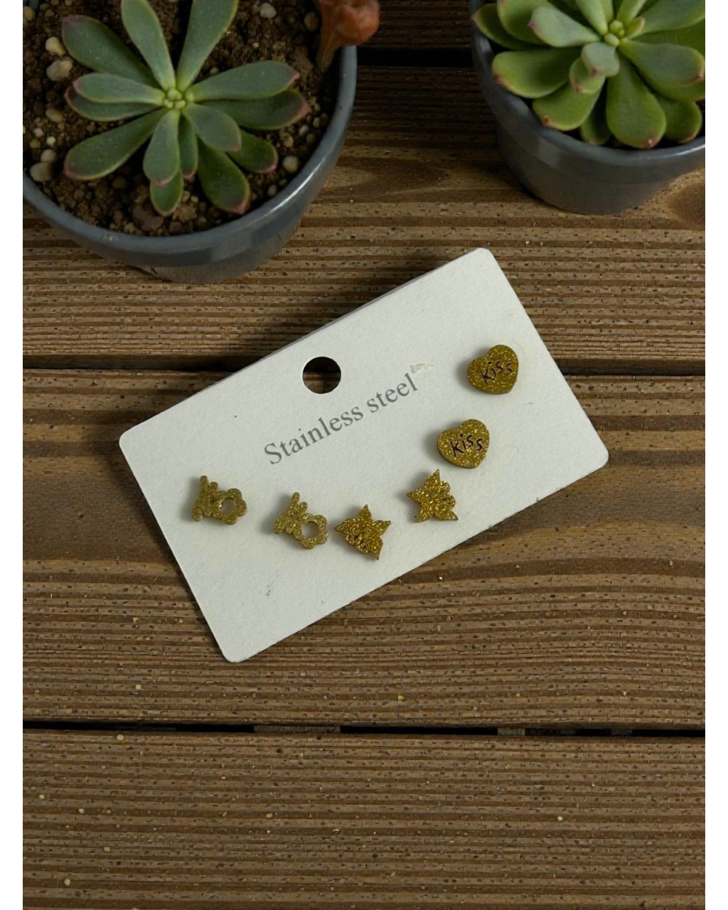 GOLD RENK TIRTIKLI KARIŞIK MODEL 3 ÇİFT ÇELİK KÜPE