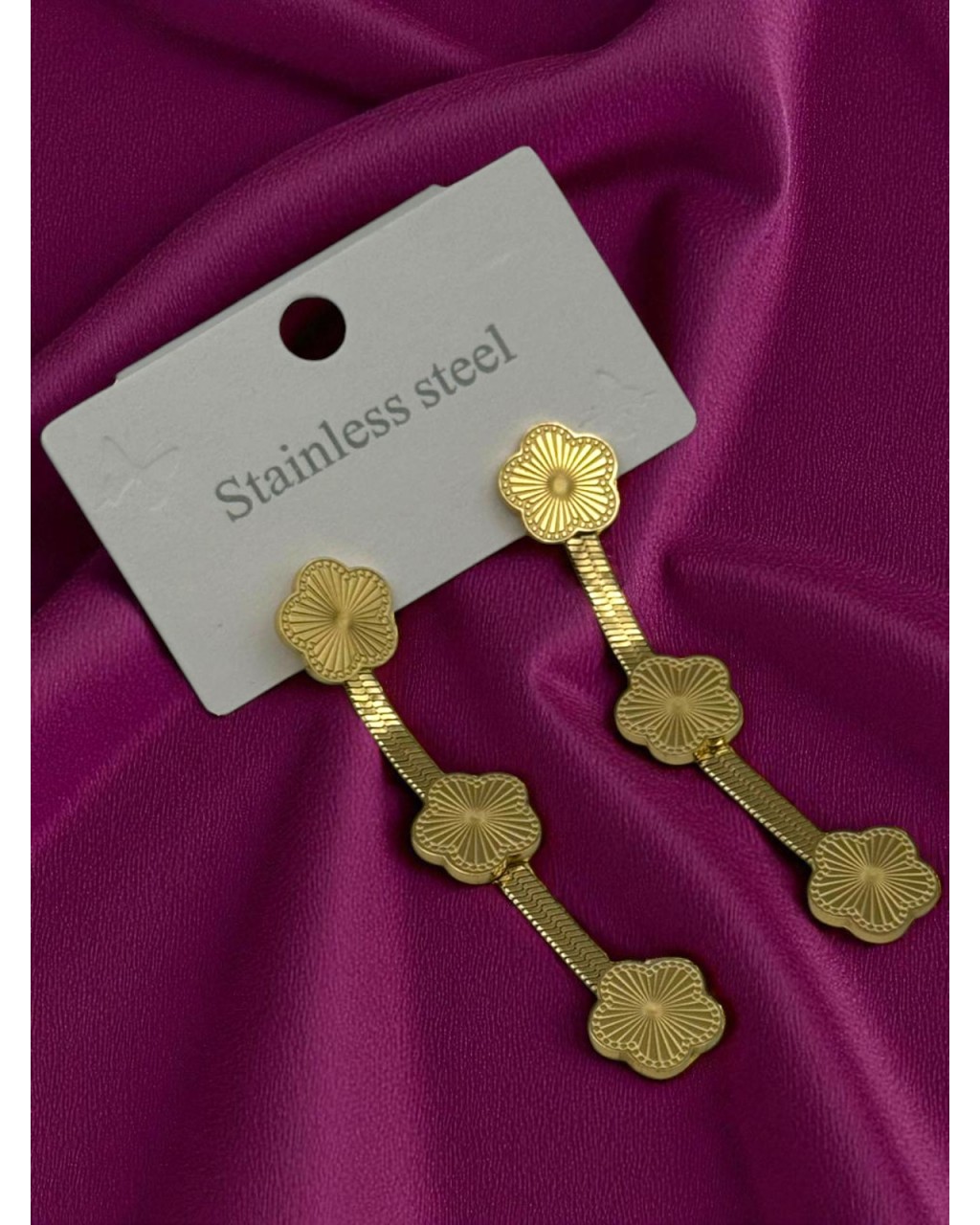 GOLD RENK İTALYAN ZİNCİR 3SIRA YONCA ÇELİK KÜPE