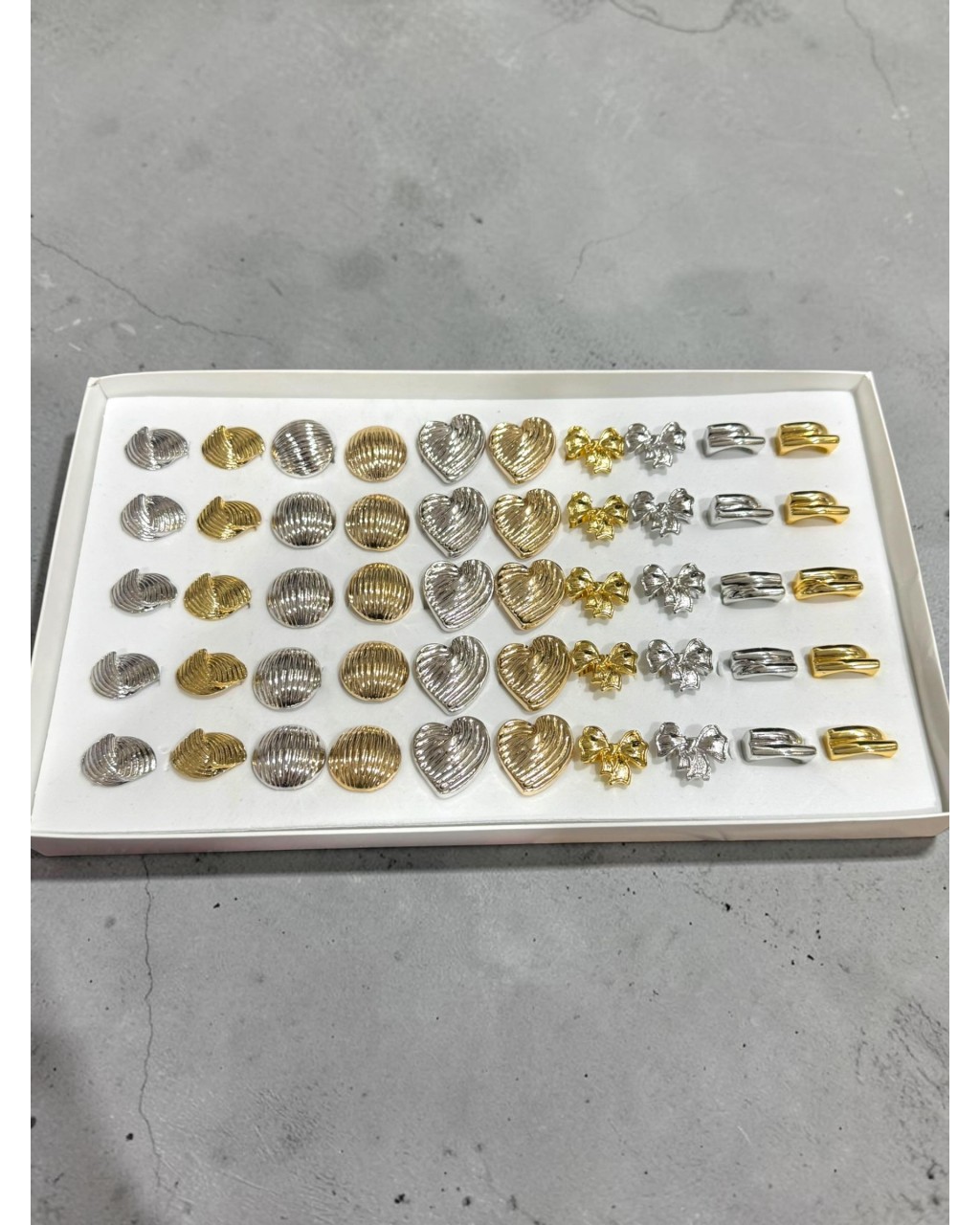 50 ADET KARIŞIK MODEL İNDİRİMLİ YÜZÜK
