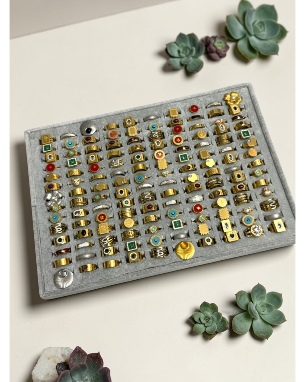 140 ADET KARIŞIK MODEL ÇELİK YÜZÜK